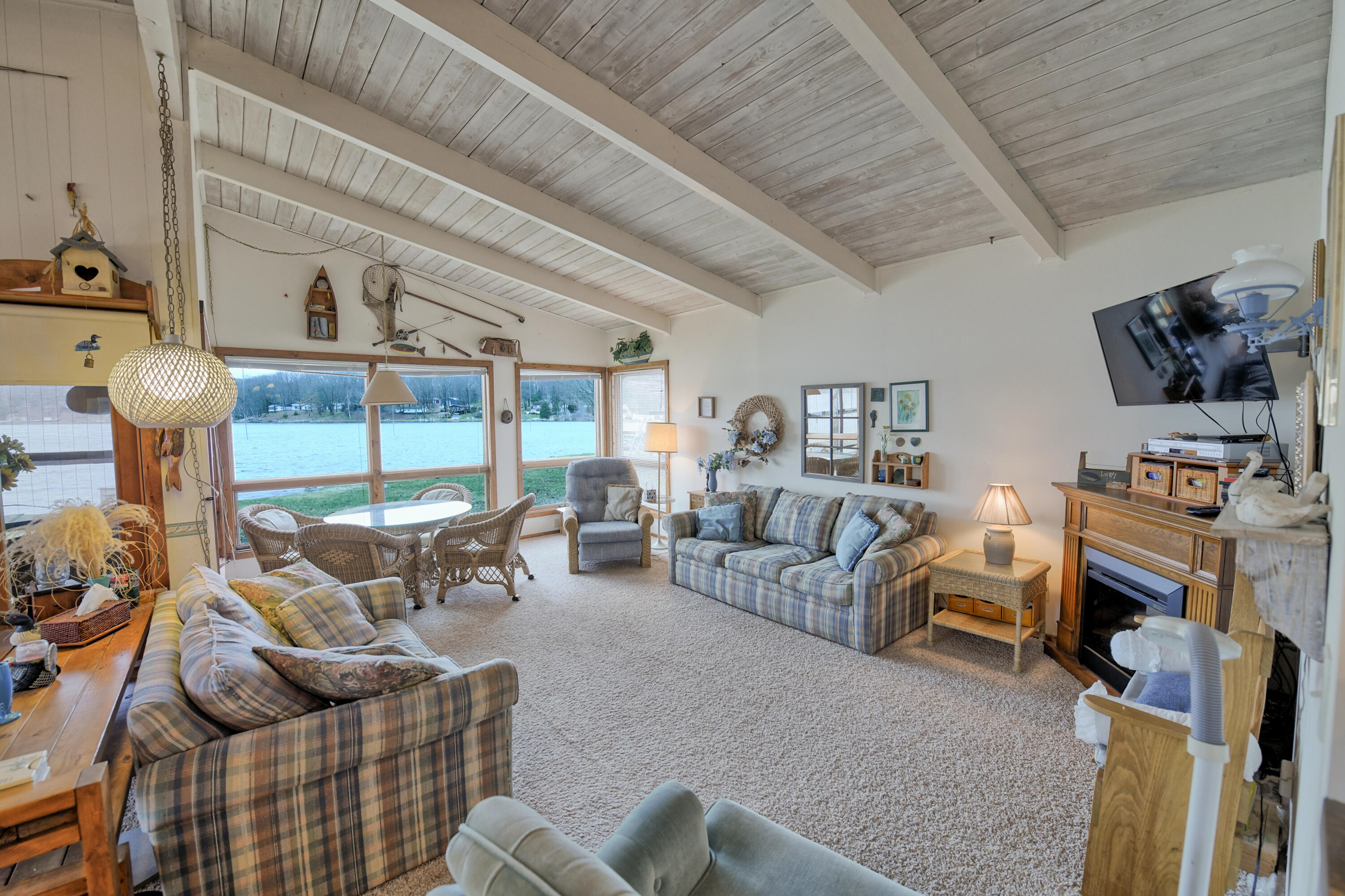 Mecosta, Michigan, 49332, United States, 4 Bedrooms Bedrooms, ,3 BathroomsBathrooms,Residential,For Sale,2035757
