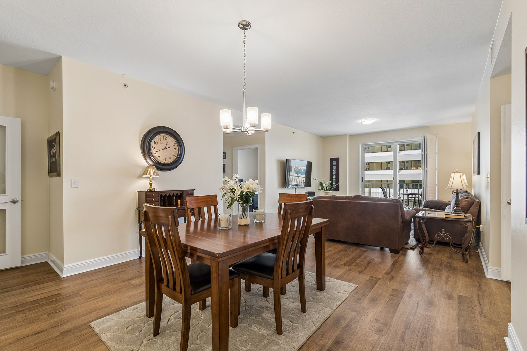  STATION SQUARE CONDO - 物件實景