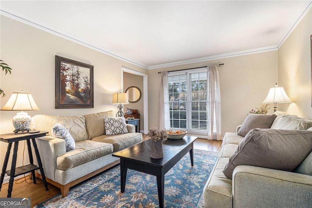 Roswell, Georgia, 30076, United States, 4 Bedrooms Bedrooms, ,3 BathroomsBathrooms,Residential,For Sale,1992516