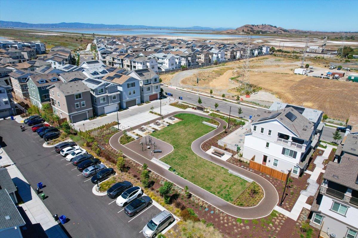 Newark, California, 94560, United States, 4 Bedrooms Bedrooms, ,4 BathroomsBathrooms,Residential,For Sale,1926207