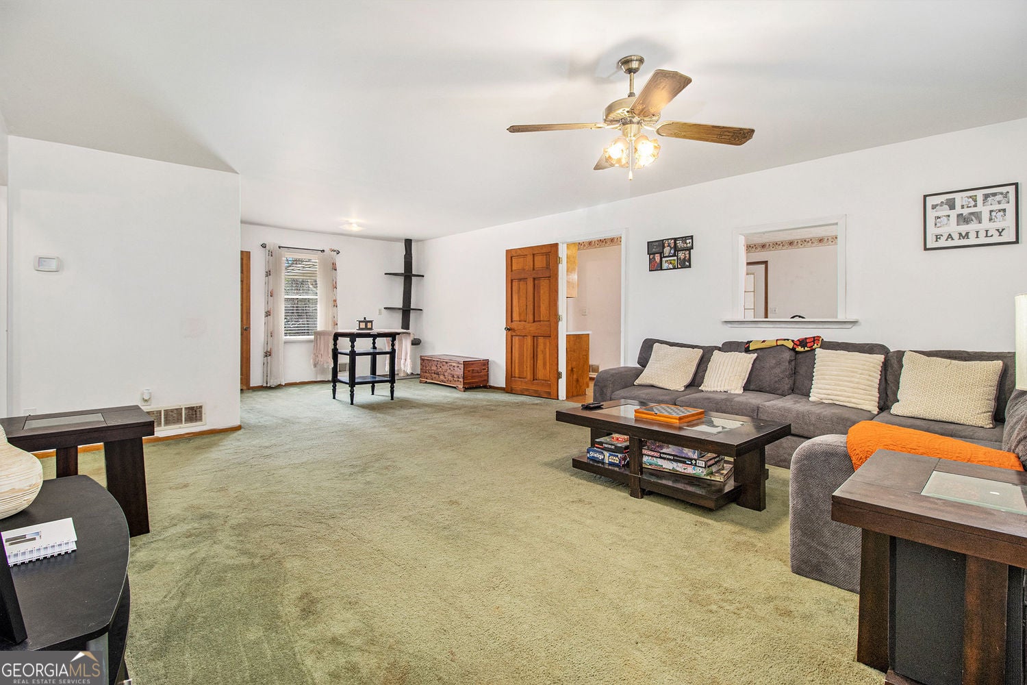 Hampton, Georgia, 30228, United States, 6 Bedrooms Bedrooms, ,6 BathroomsBathrooms,Residential,For Sale,1858908