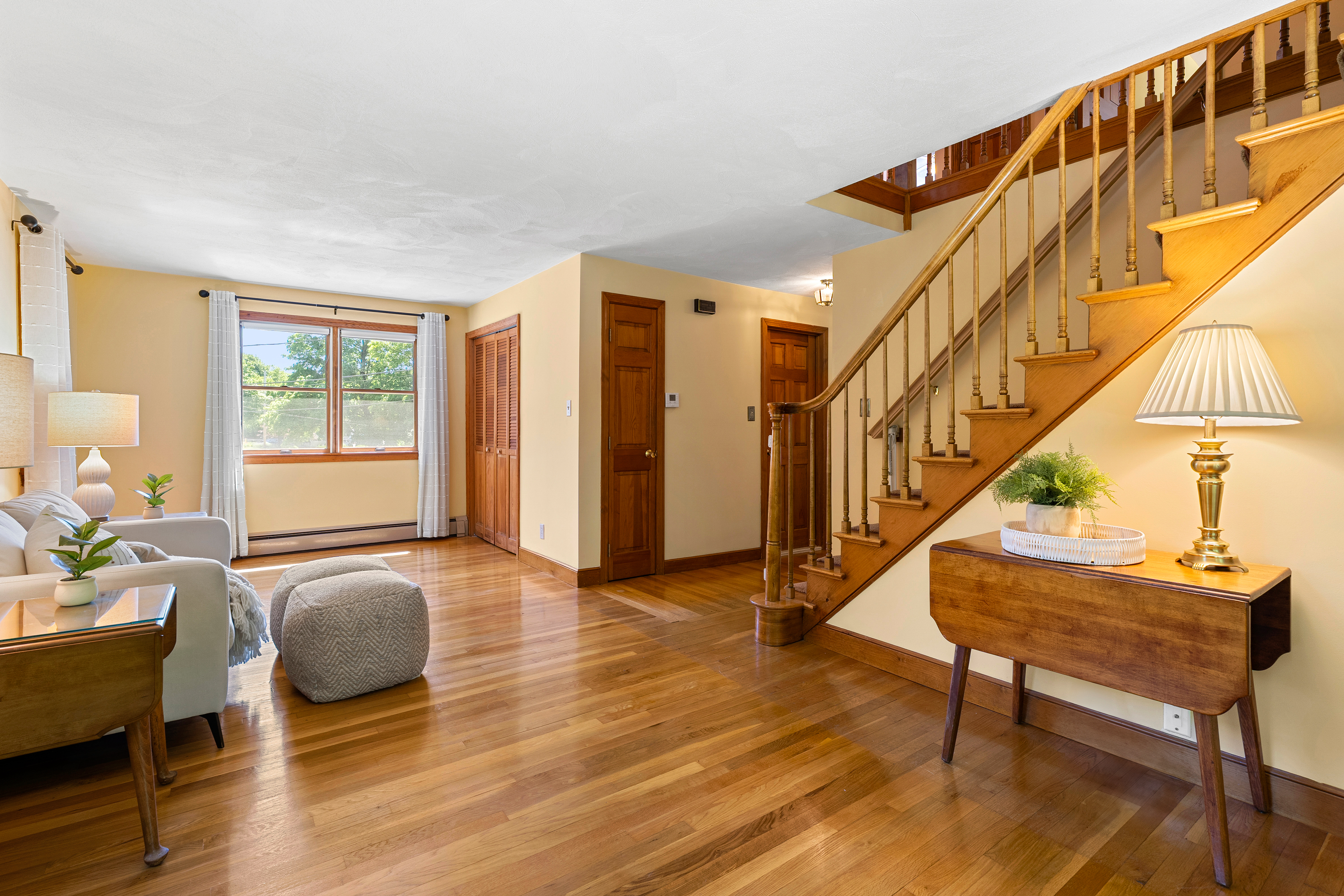  26 Lawrence Lane, Arlington, MA, 02474 - 物件實景