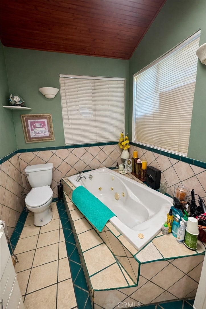 Arleta, California, 91331, United States, 3 Bedrooms Bedrooms, ,2 BathroomsBathrooms,Residential,For Sale,2013789