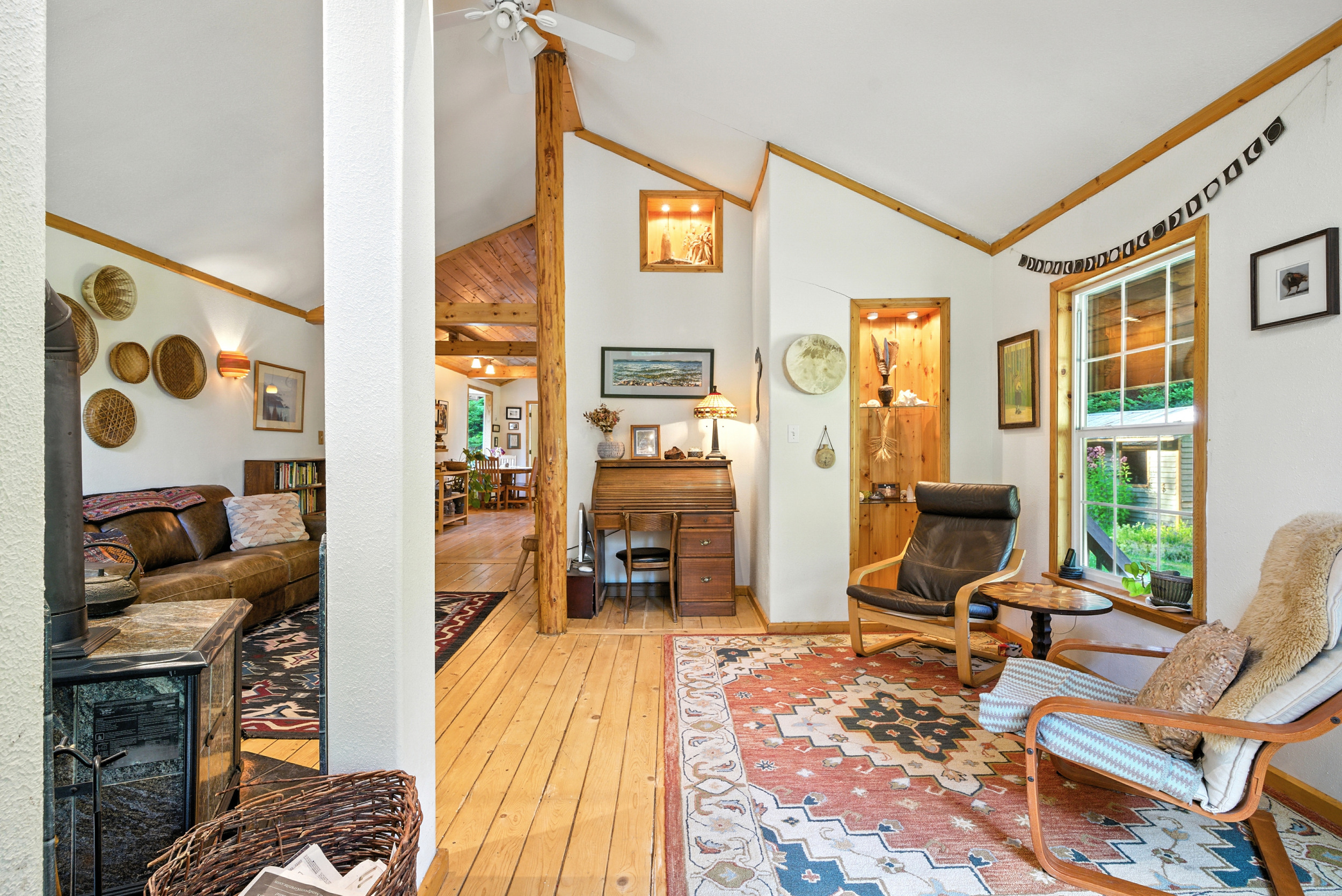 Sandpoint, Idaho, 83864, United States, 2 Bedrooms Bedrooms, ,2 BathroomsBathrooms,Residential,For Sale,2006058