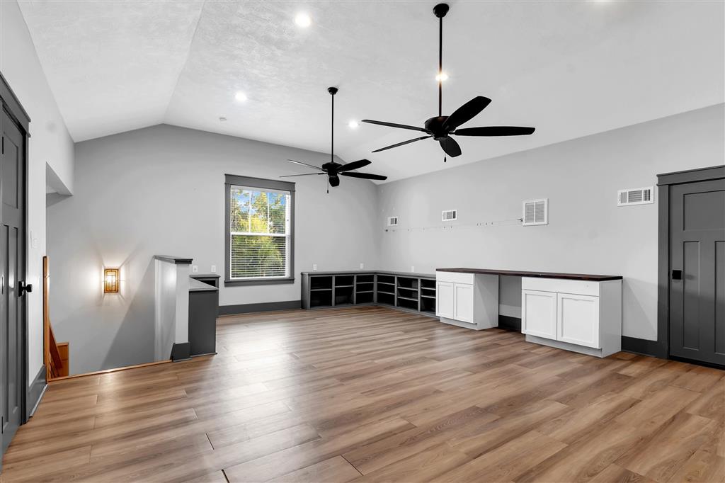 Dequincy, Louisiana, 70633, United States, 5 Bedrooms Bedrooms, ,4 BathroomsBathrooms,Residential,For Sale,1984141