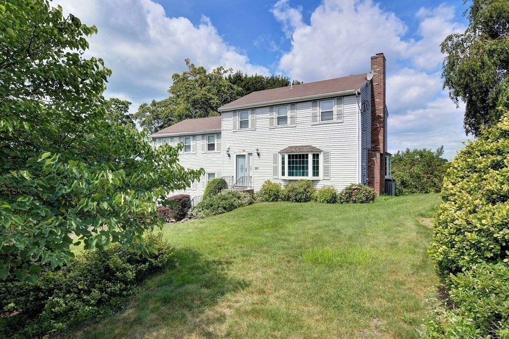20 Fairview St, Quincy, Massachusetts, 02169, United States, 5 Bedrooms Bedrooms, ,4 BathroomsBathrooms,Residential,For Sale,20 Fairview St,1010542