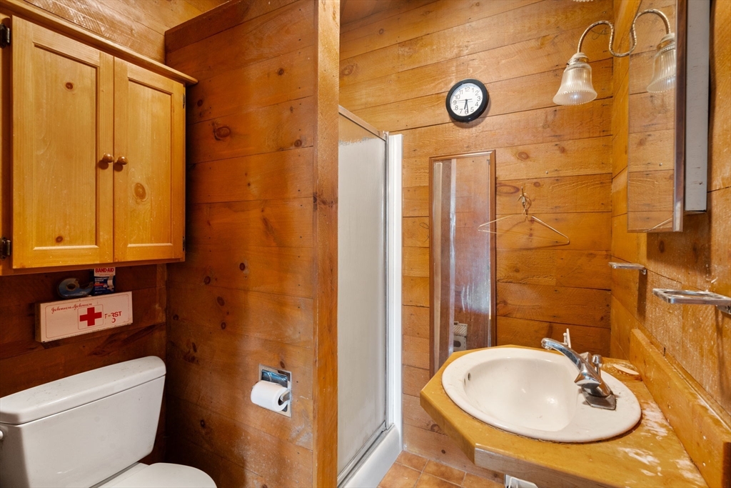 Waltham, Massachusetts, 02453, United States, 2 Bedrooms Bedrooms, ,4 BathroomsBathrooms,Residential,For Sale,1916718