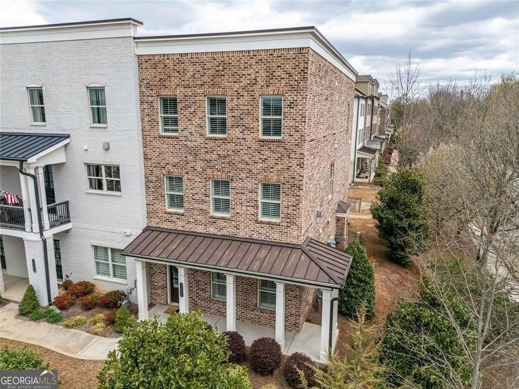 Alpharetta, Georgia, 30009, United States, 4 Bedrooms Bedrooms, ,4 BathroomsBathrooms,Residential,For Sale,1859050