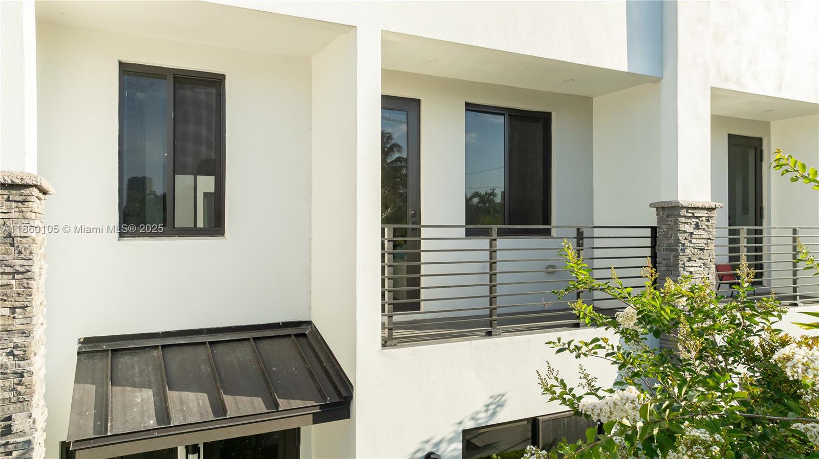 Fort Lauderdale, Florida, 33316, United States, 3 Bedrooms Bedrooms, ,4 BathroomsBathrooms,Residential,For Sale,1974975