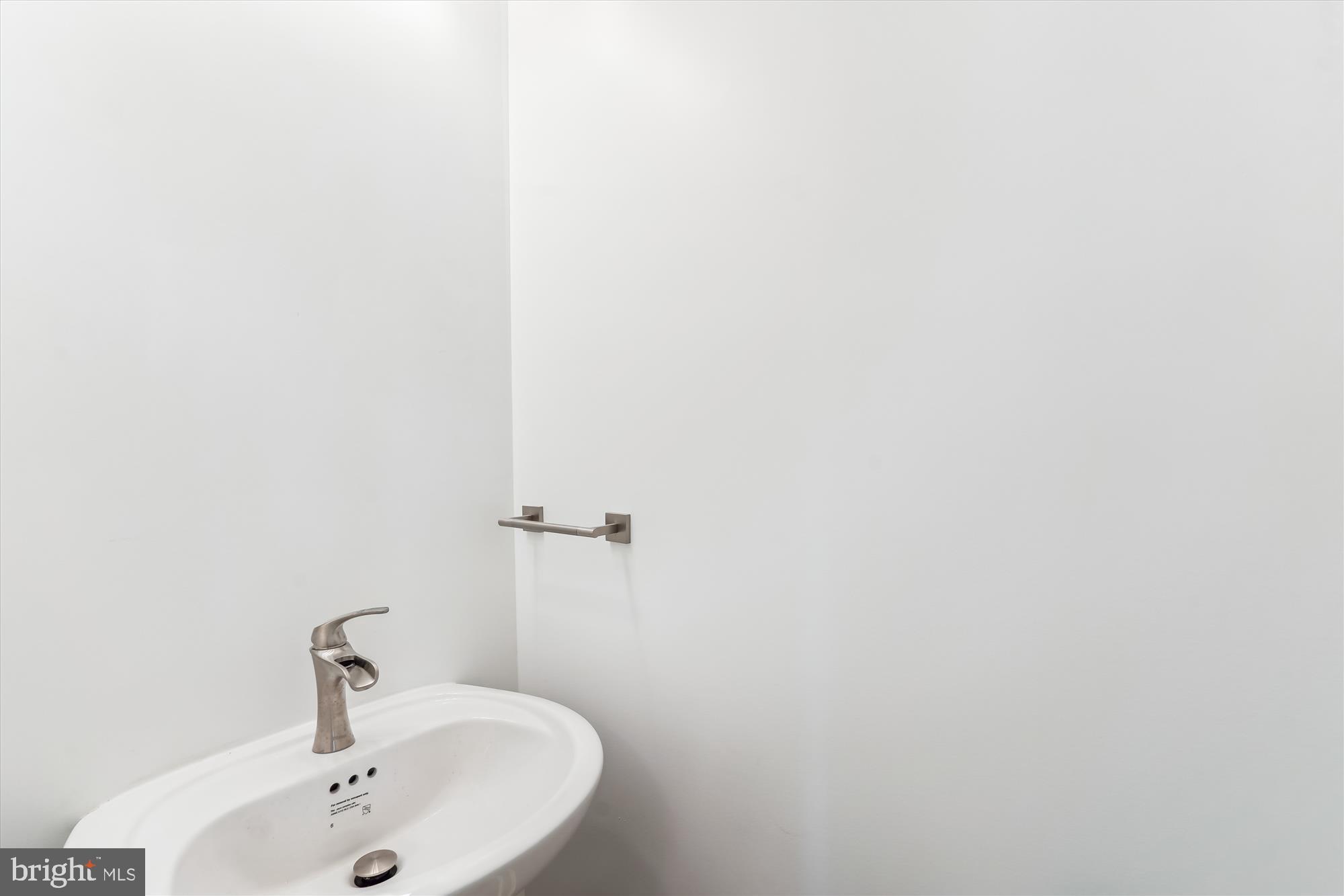 Culpeper, Virginia, 22701, United States, 4 Bedrooms Bedrooms, ,3 BathroomsBathrooms,Residential,For Sale,1974378