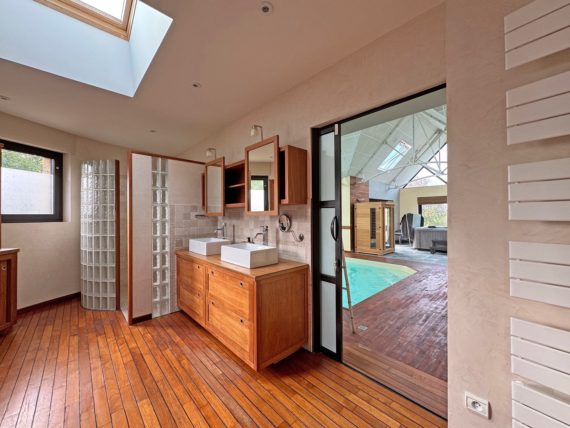  SPEZET, QUIET PROPERTY WITH INDOOR POOL - 物件實景