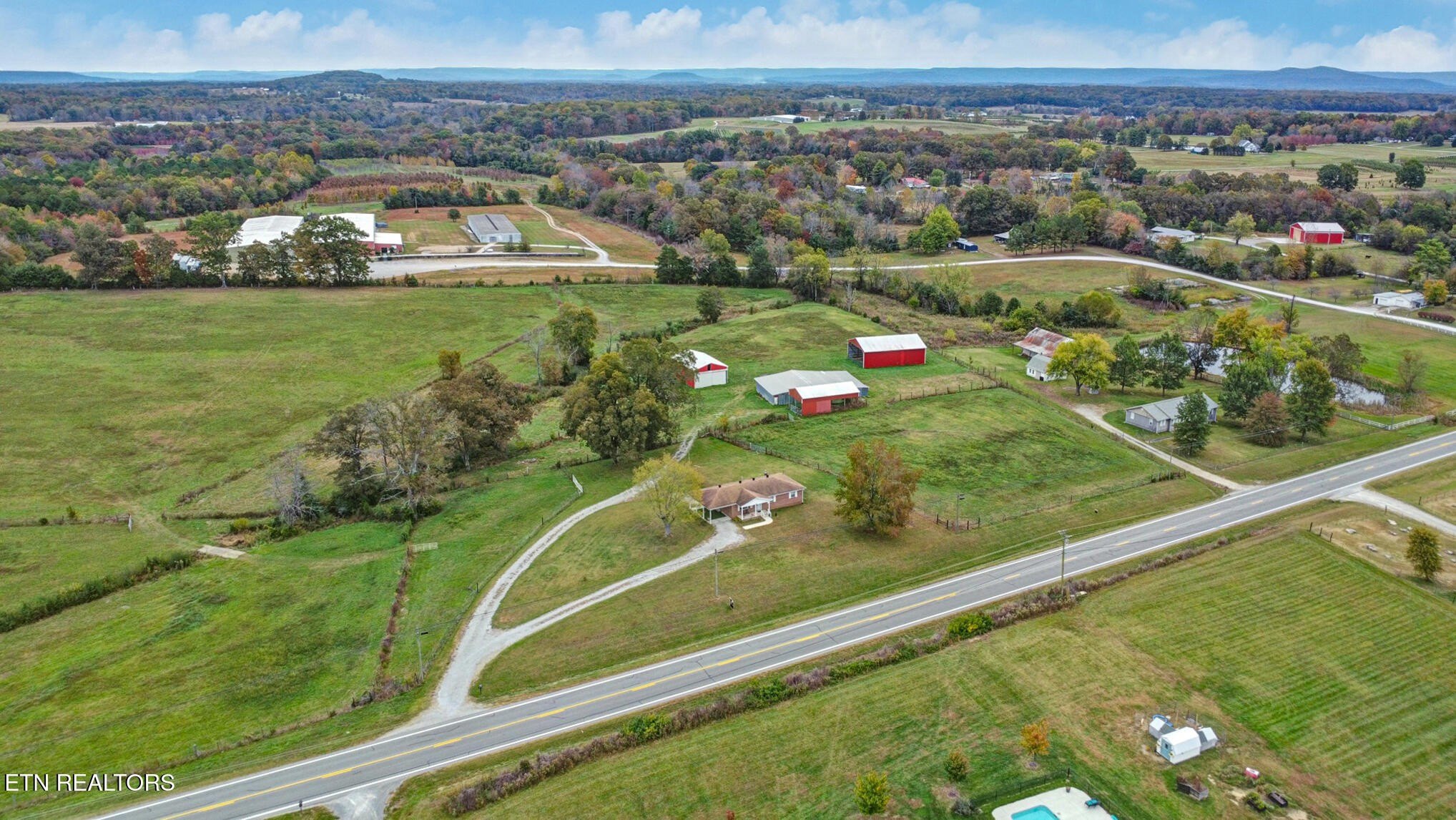 McMinnville, Tennessee, 37110, United States, 3 Bedrooms Bedrooms, ,1 BathroomBathrooms,Residential,For Sale,1976932