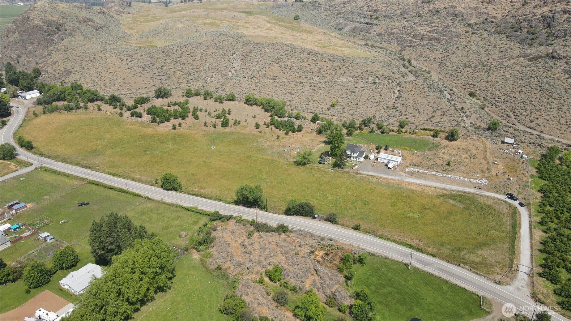 Loomis, Washington, 98827, United States, 4 Bedrooms Bedrooms, ,1 BathroomBathrooms,Residential,For Sale,2002201