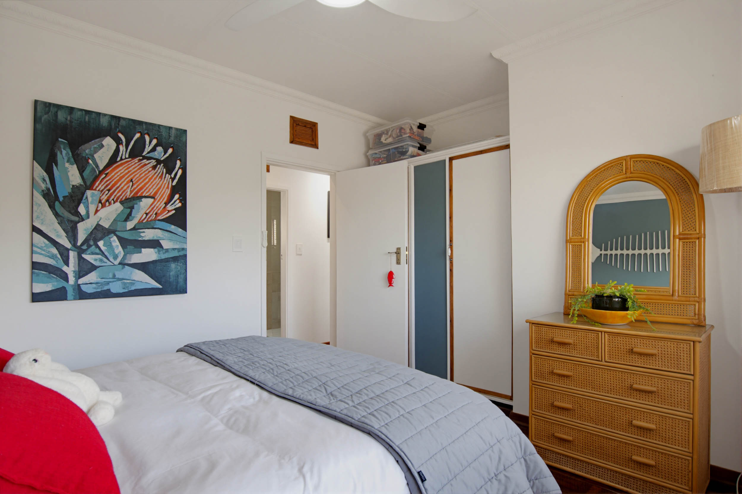  Fully Renovated Coastal Residence with Guest Flatlet and Sea Views in Salt Rock - 物件實景
