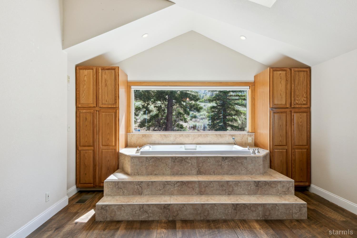 Gardnerville, Nevada, 89460, United States, 3 Bedrooms Bedrooms, ,3 BathroomsBathrooms,Residential,For Sale,1849799