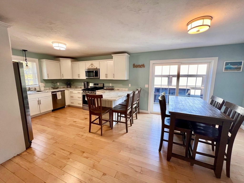 Plymouth, Massachusetts, 02360, United States, 4 Bedrooms Bedrooms, ,4 BathroomsBathrooms,Residential,For Sale,1979999