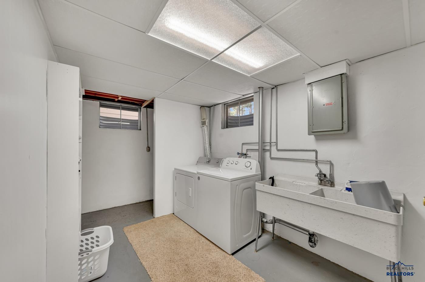 Black Hawk, South Dakota, 57718, United States, 4 Bedrooms Bedrooms, ,2 BathroomsBathrooms,Residential,For Sale,1997347