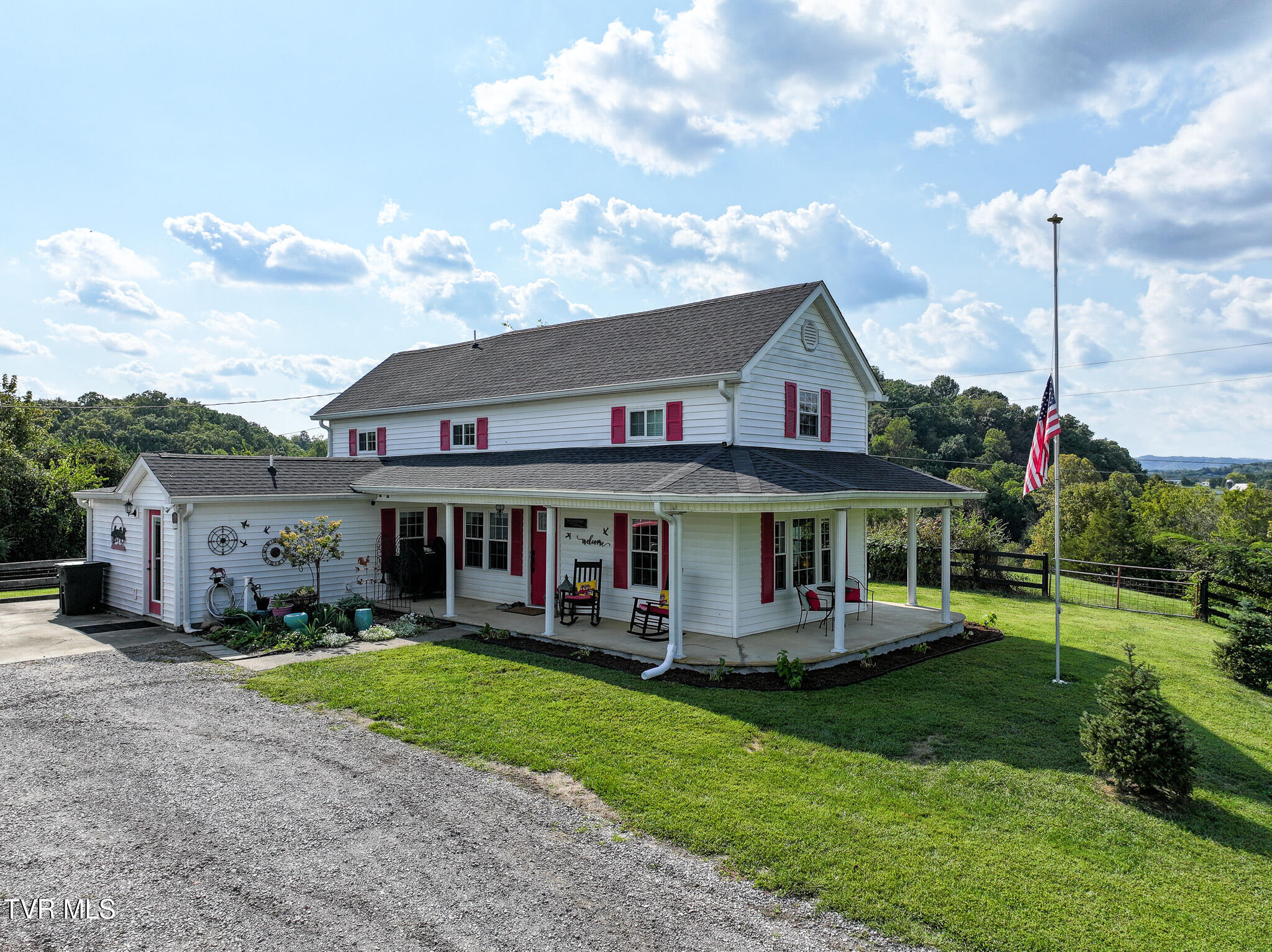 Greeneville, Tennessee, 37745, United States, 3 Bedrooms Bedrooms, ,3 BathroomsBathrooms,Residential,For Sale,2039547