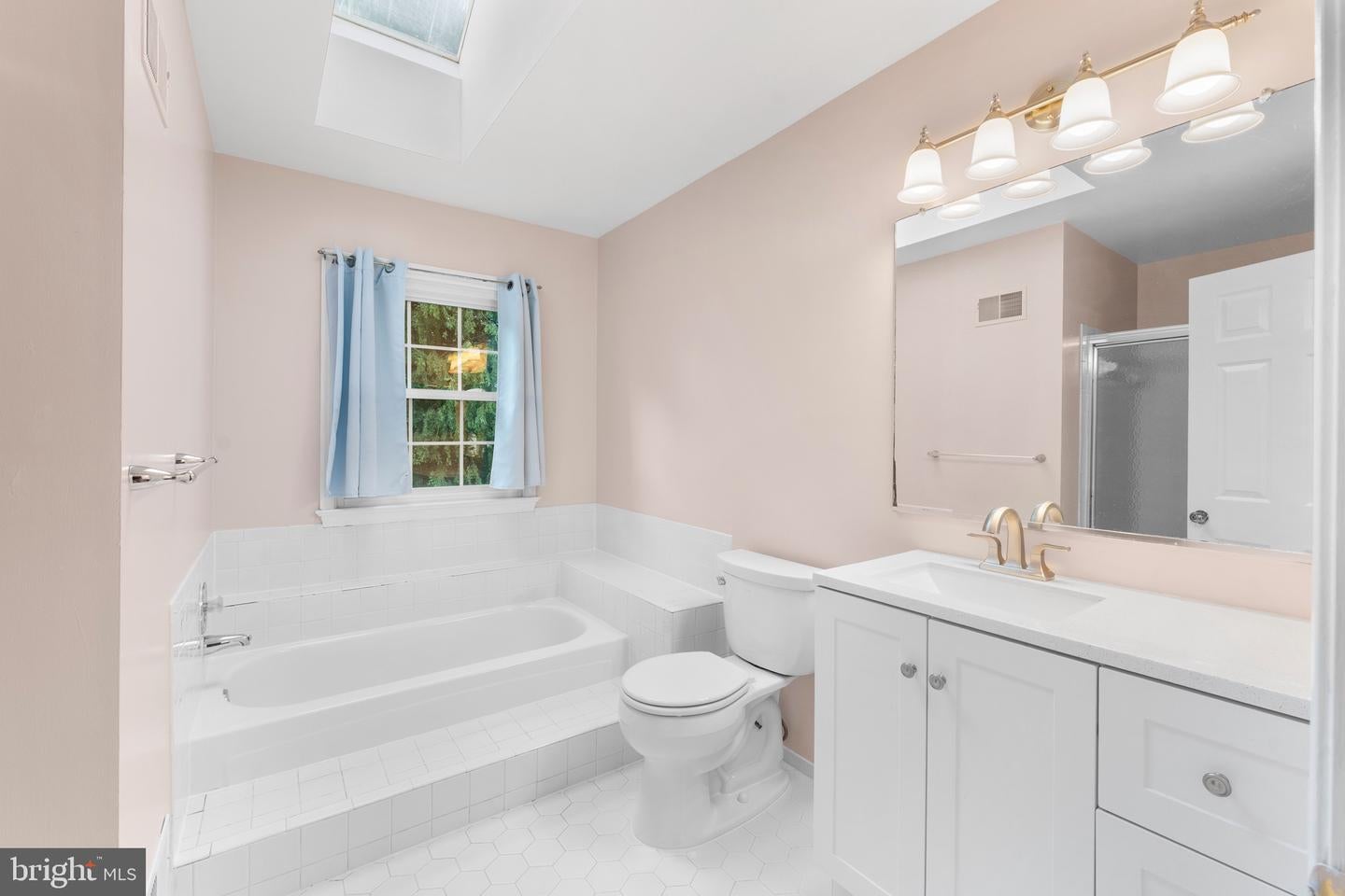 BOWIE, Maryland, 20720, United States, 4 Bedrooms Bedrooms, ,4 BathroomsBathrooms,Residential,For Sale,1897173