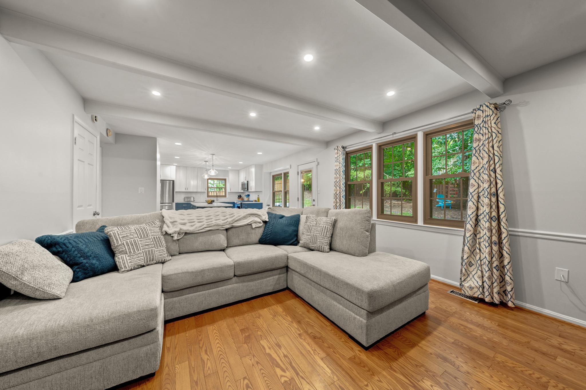  7409 Shady Palm Drive, Springfield, VA, 22153 - 物件實景