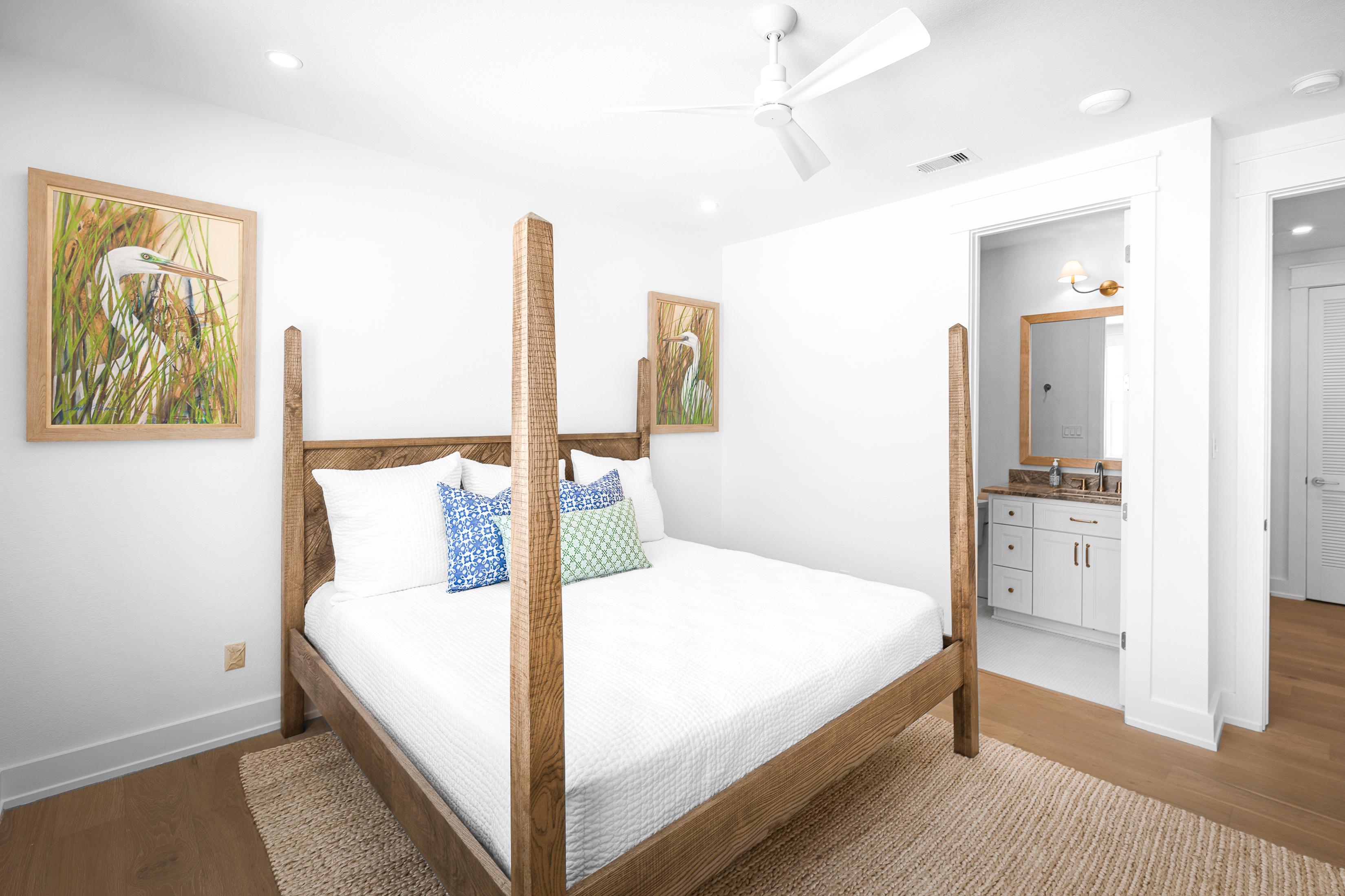  Coastal Elegance Meets Waterfront Living - 物件實景