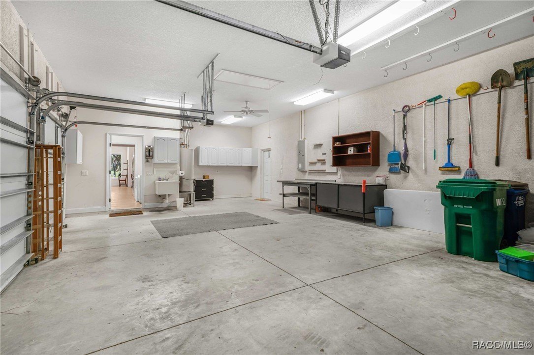 Lecanto, Florida, 34461, United States, 3 Bedrooms Bedrooms, ,2 BathroomsBathrooms,Residential,For Sale,1996461