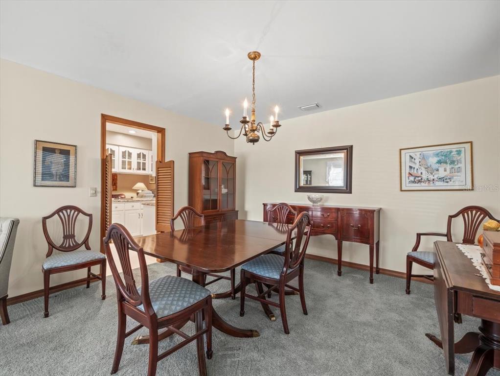Tampa, Florida, 33618, United States, 4 Bedrooms Bedrooms, ,2 BathroomsBathrooms,Residential,For Sale,1917104