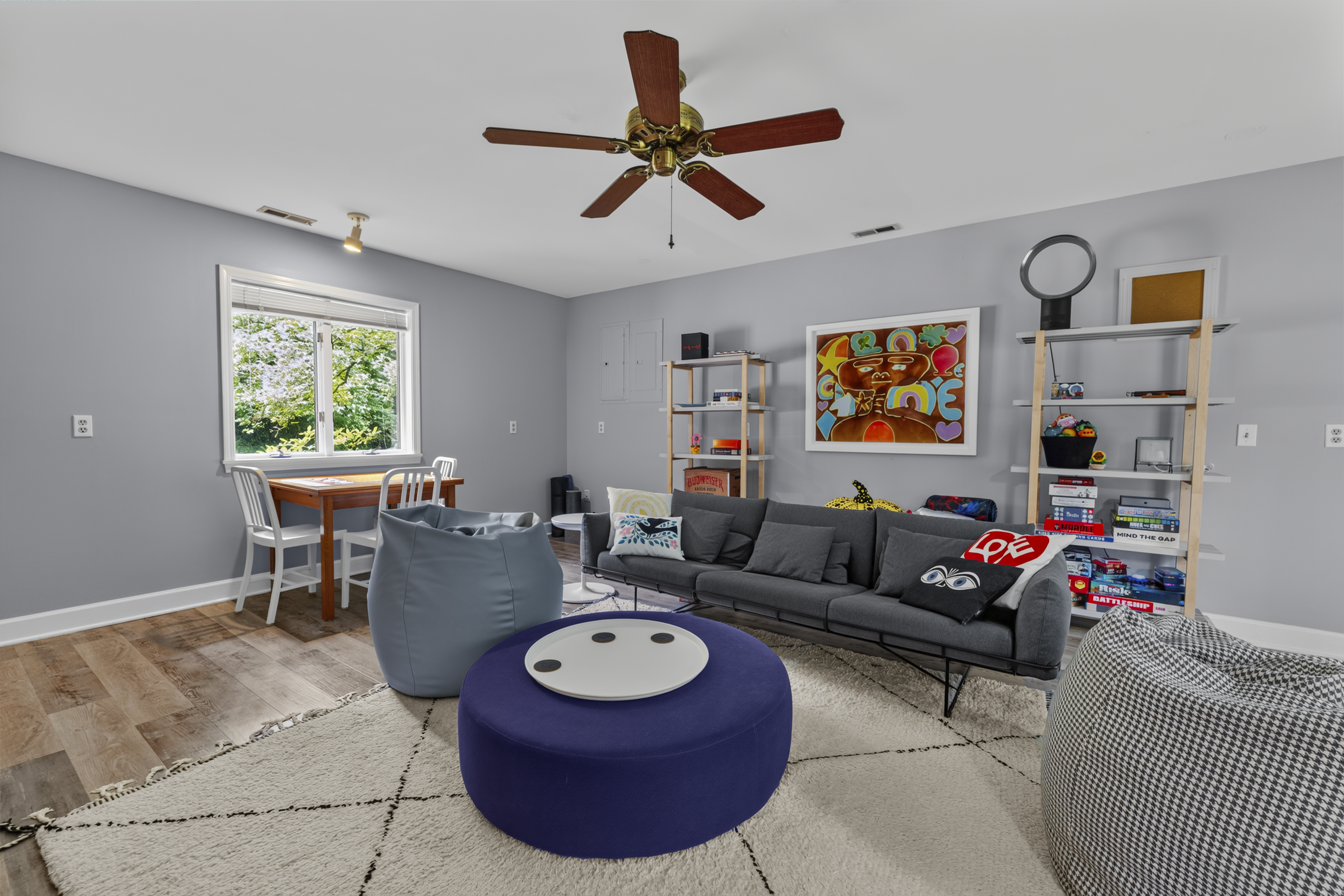  Contemporary Ranch in Desirable Sugar Creek Valley - 物件實景