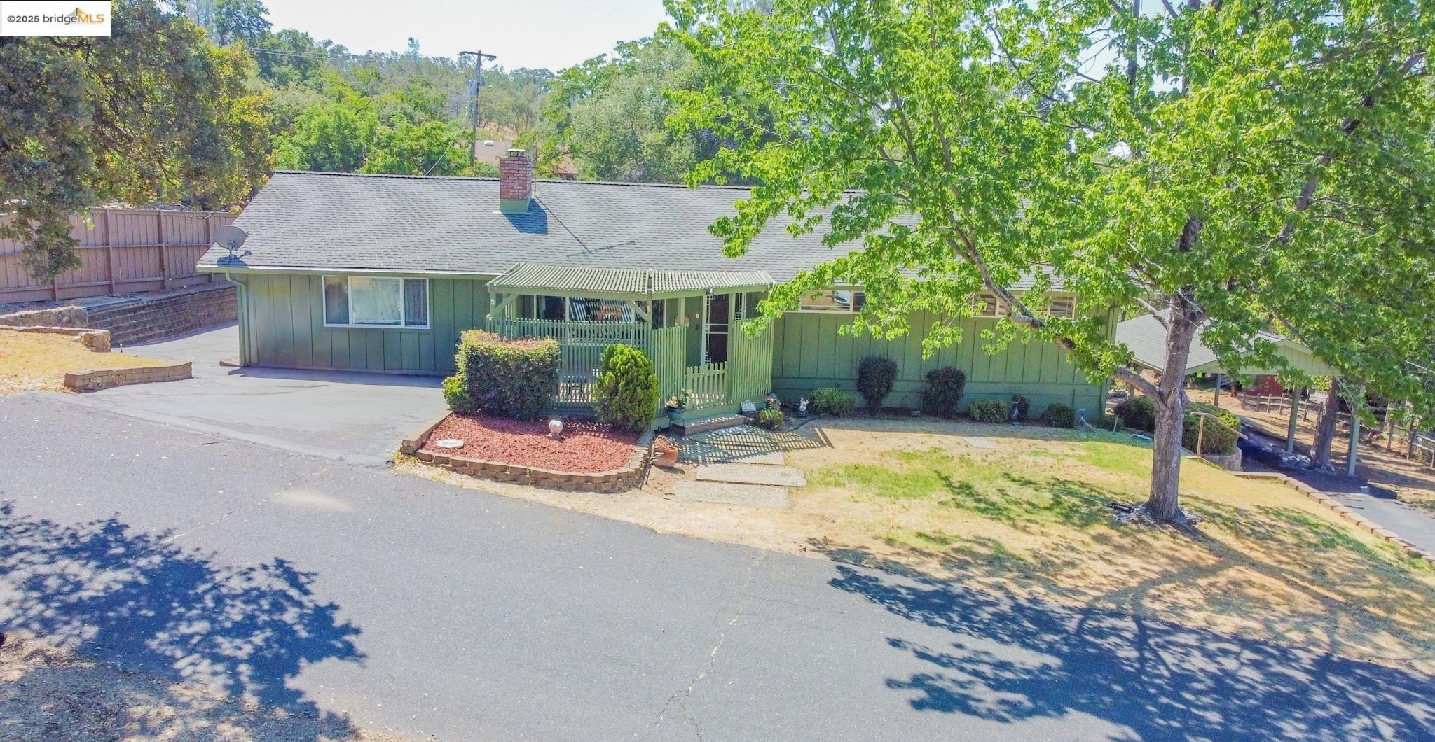 Sonora, California, 95370, United States, 4 Bedrooms Bedrooms, ,2 BathroomsBathrooms,Residential,For Sale,1917180