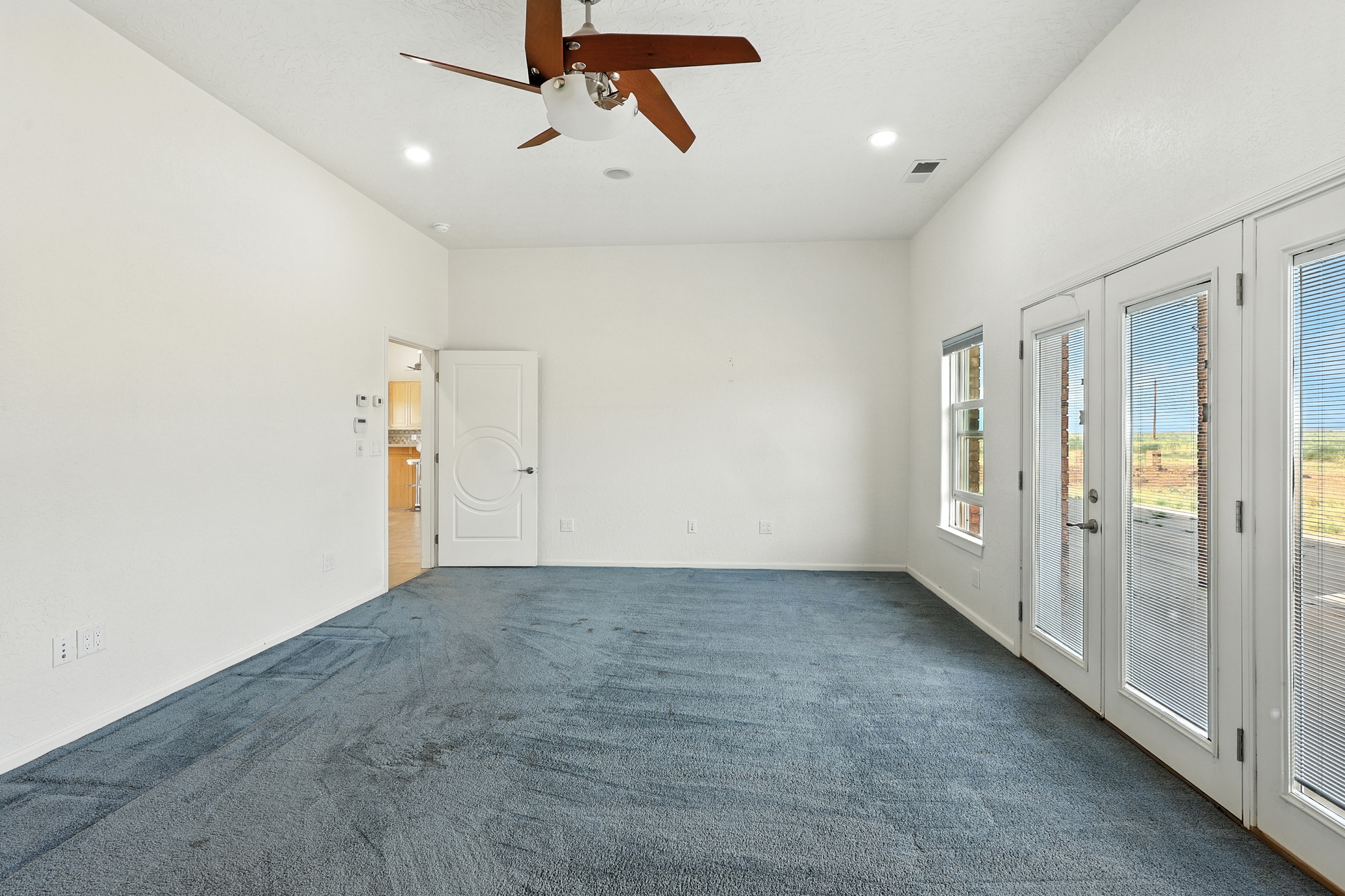 Belen, New Mexico, 87002, United States, 3 Bedrooms Bedrooms, ,3 BathroomsBathrooms,Residential,For Sale,1973805