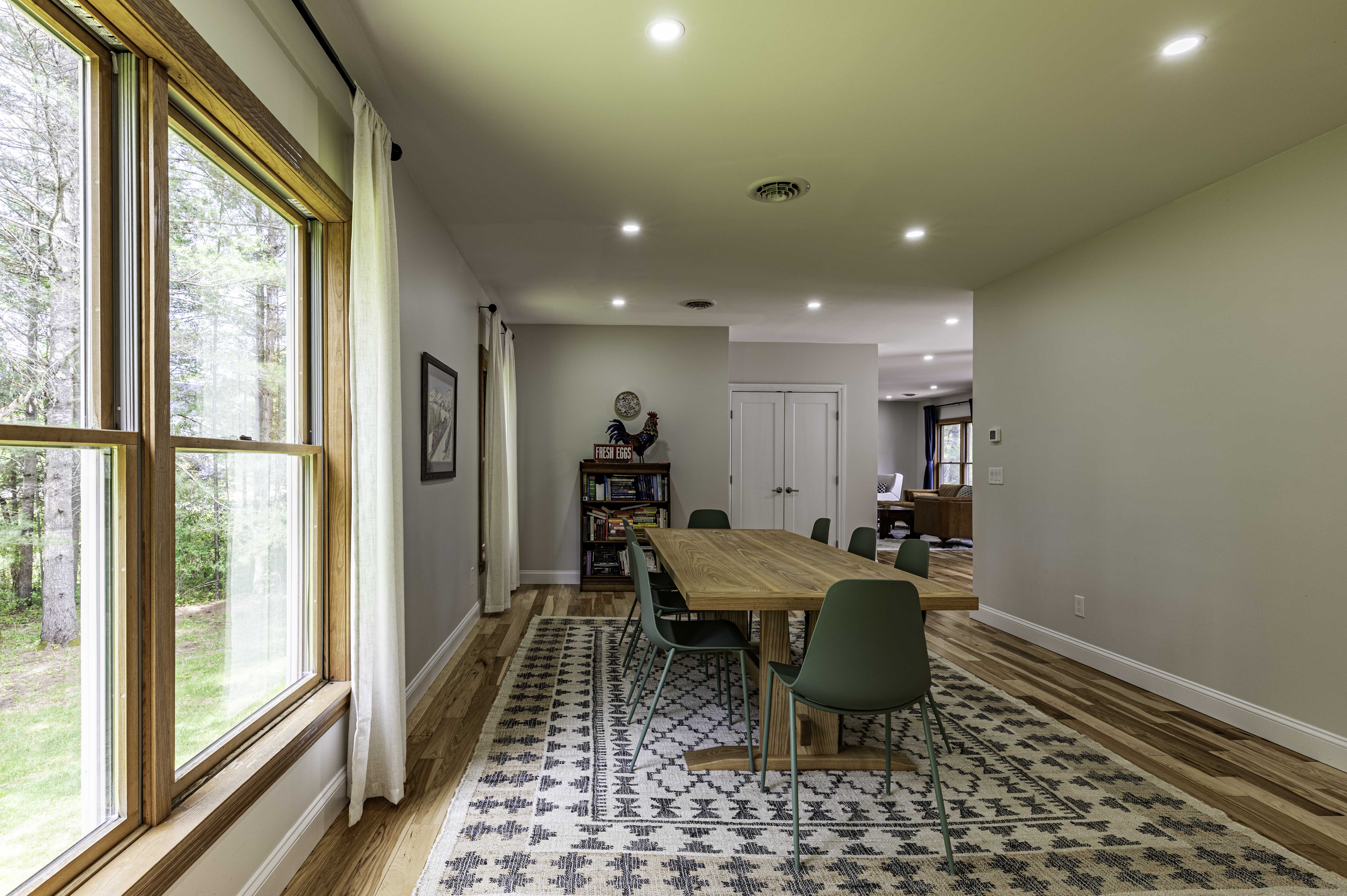  Ranch Style Home with Studio Apartment - 物件實景