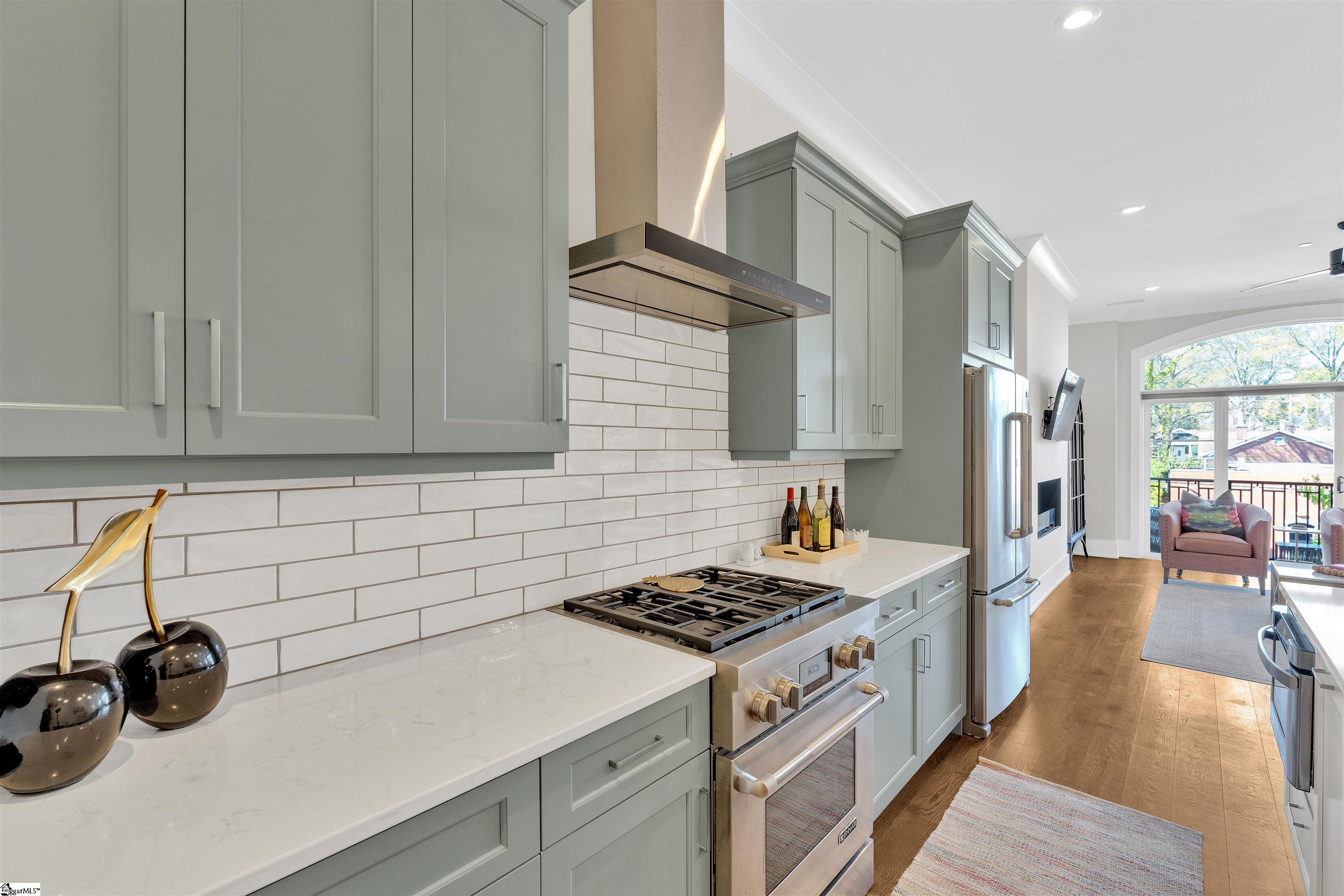 Greenville, South Carolina, 29601, United States, 1 Bedroom Bedrooms, ,2 BathroomsBathrooms,Residential,For Sale,1752765