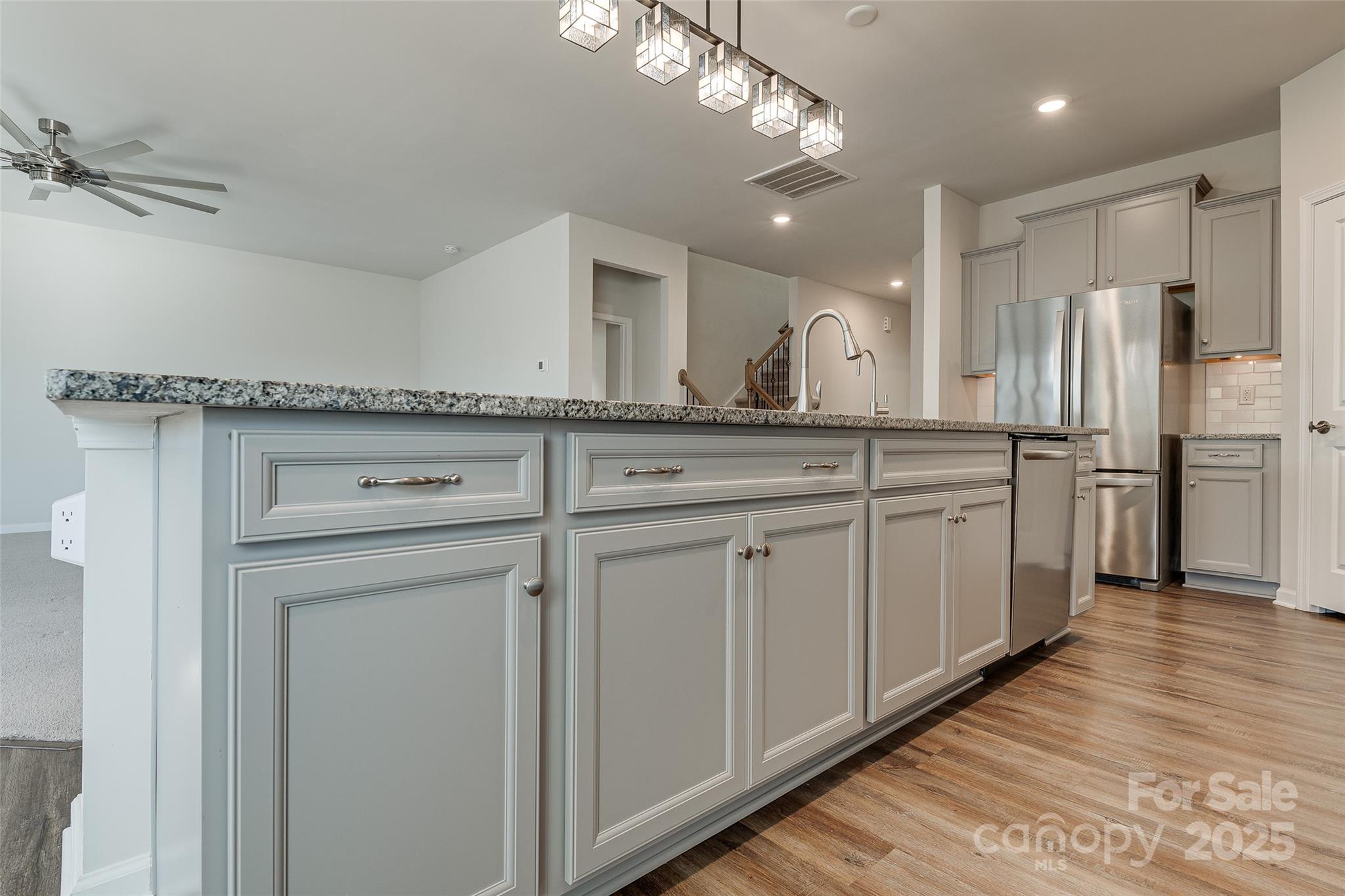 Charlotte, North Carolina, 28273, United States, 4 Bedrooms Bedrooms, ,3 BathroomsBathrooms,Residential,For Sale,1988941