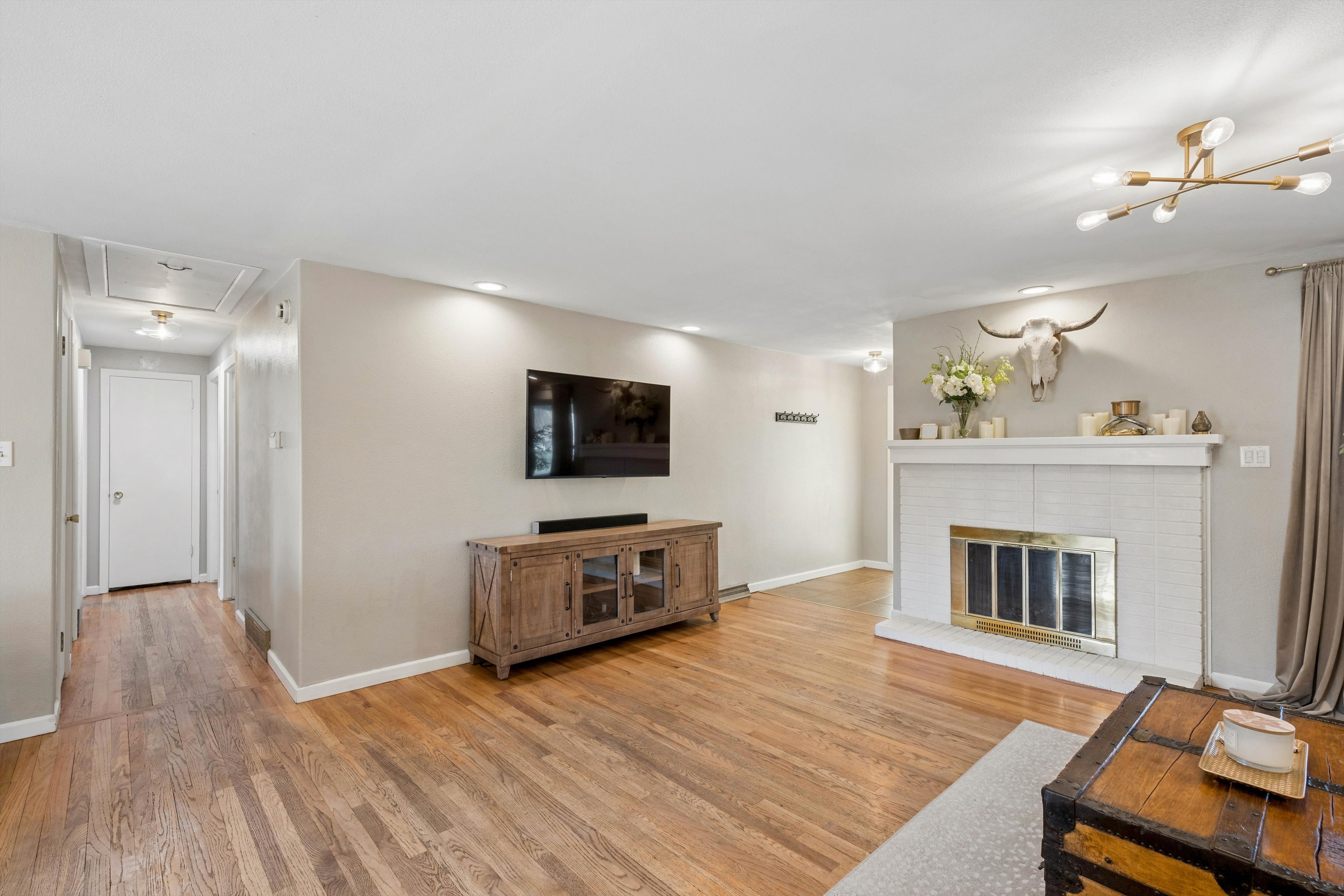  Welcome to 2900 South Jay Street - 物件實景