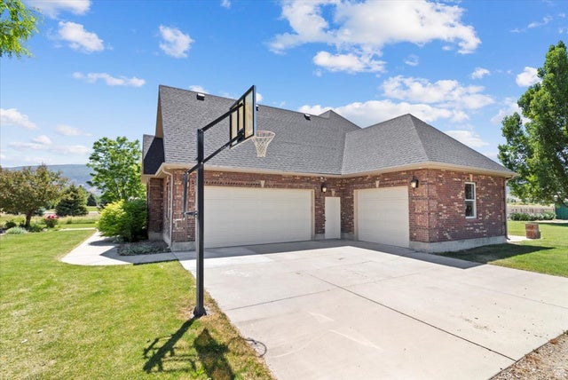 Manti, Utah, 84642, United States, 5 Bedrooms Bedrooms, ,3 BathroomsBathrooms,Residential,For Sale,1985695