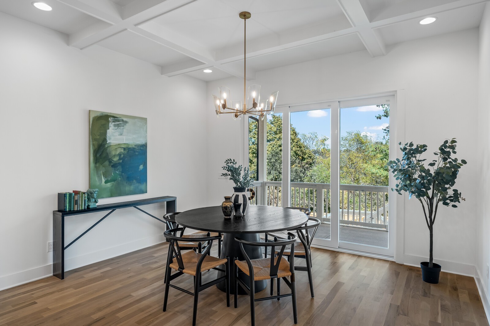 Nashville, Tennessee, 37206, United States, 4 Bedrooms Bedrooms, ,7 BathroomsBathrooms,Residential,For Sale,1989518