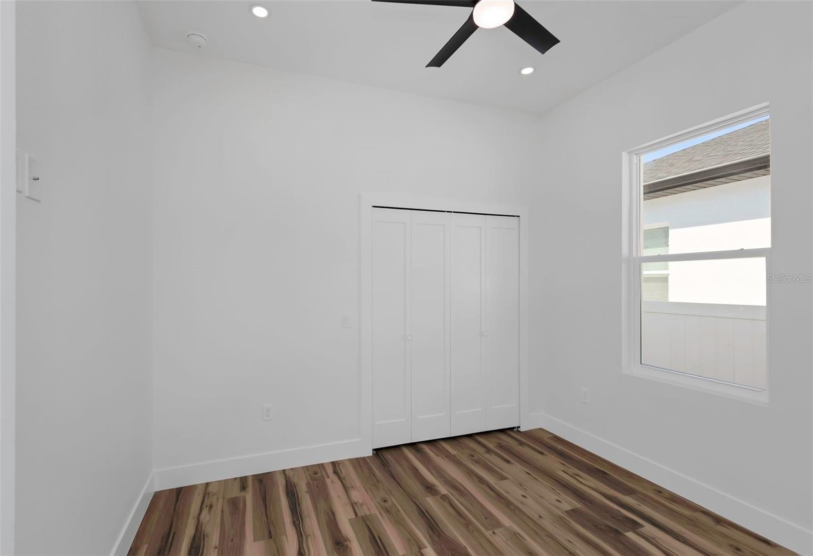 ST PETERSBURG, Florida, 33705, United States, 3 Bedrooms Bedrooms, ,2 BathroomsBathrooms,Residential,For Sale,1989946