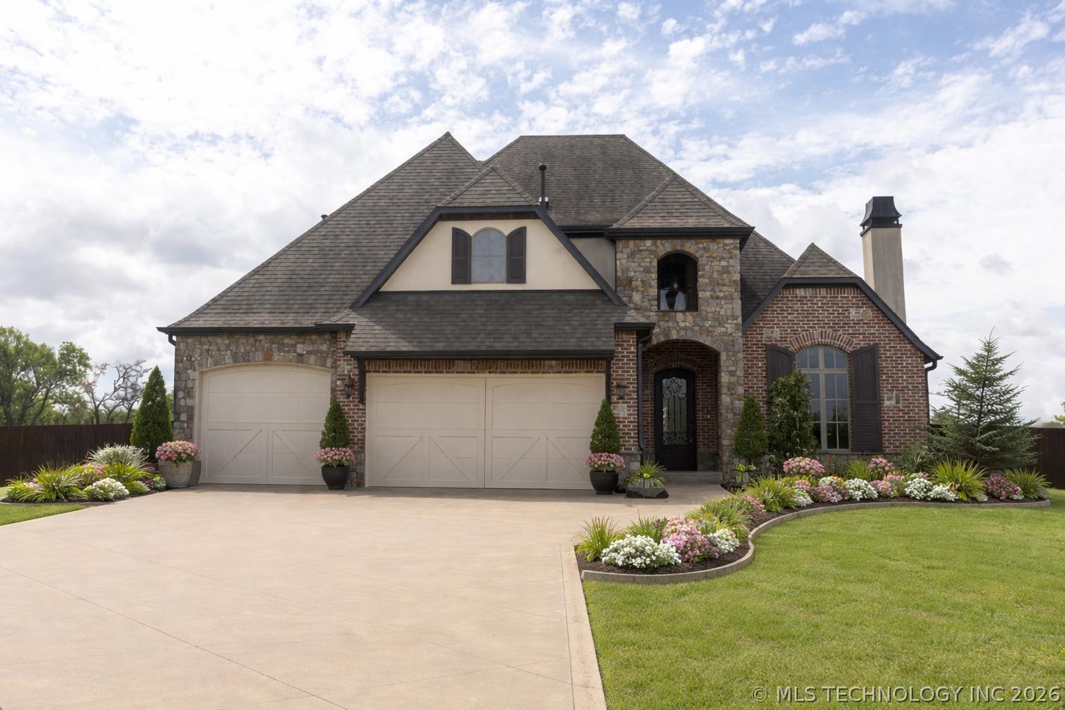 176th St, Mounds, OK 74047