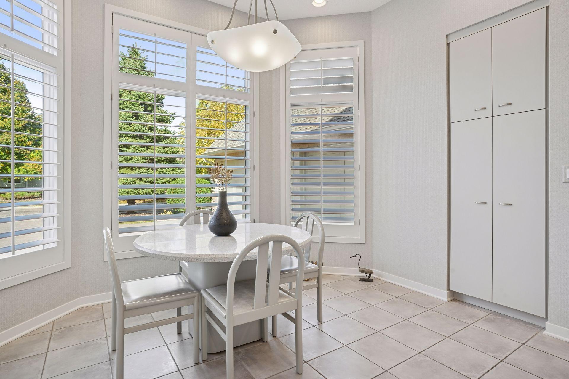 Lilydale, Minnesota, 55118, United States, 3 Bedrooms Bedrooms, ,3 BathroomsBathrooms,Residential,For Sale,1989452