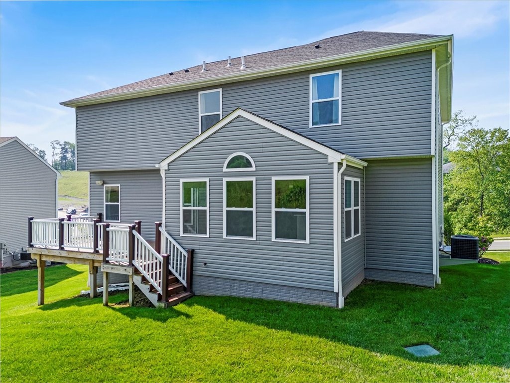 Franklin Park, Pennsylvania, 15143, United States, 4 Bedrooms Bedrooms, ,4 BathroomsBathrooms,Residential,For Sale,1882499