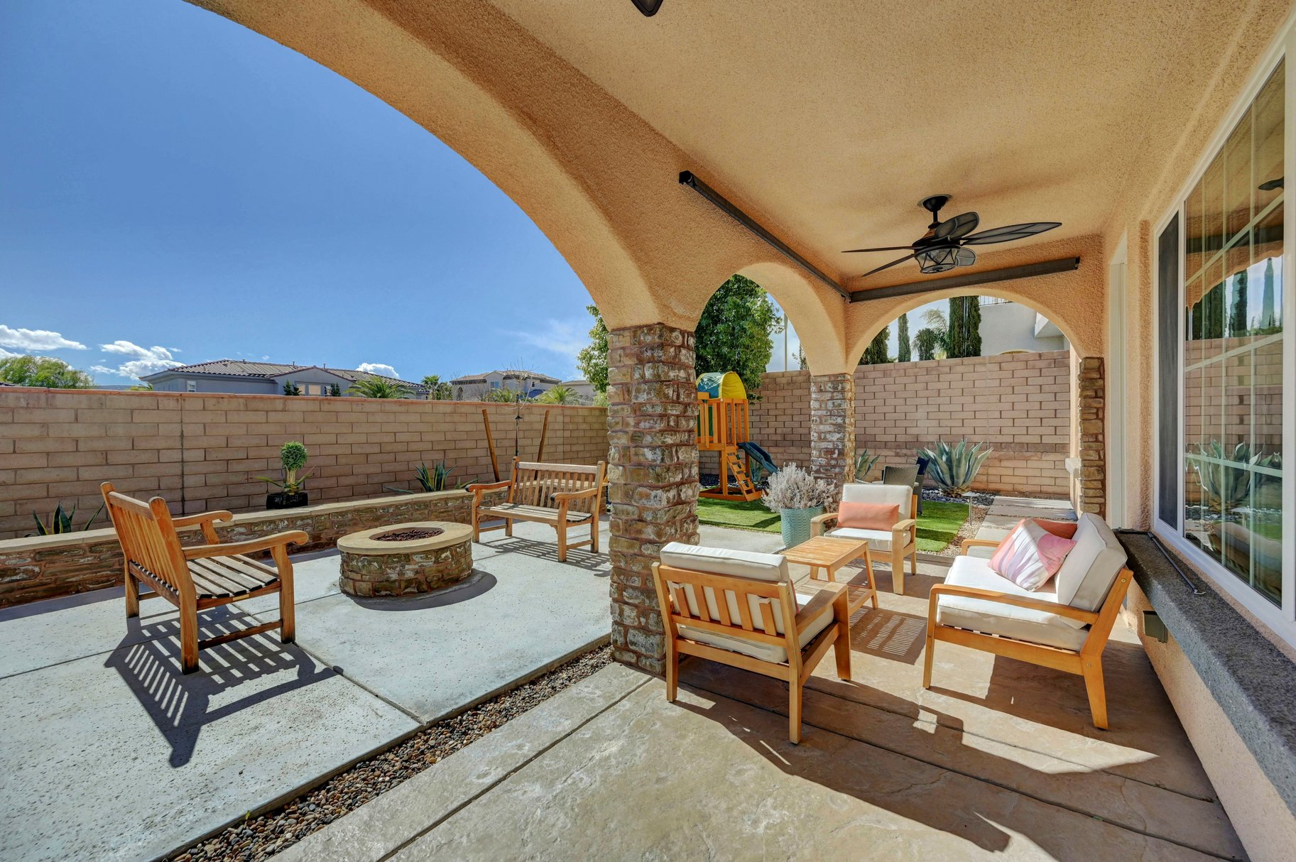  Elegant Toll Brothers Home in Gated Summerlin Community - 物件實景