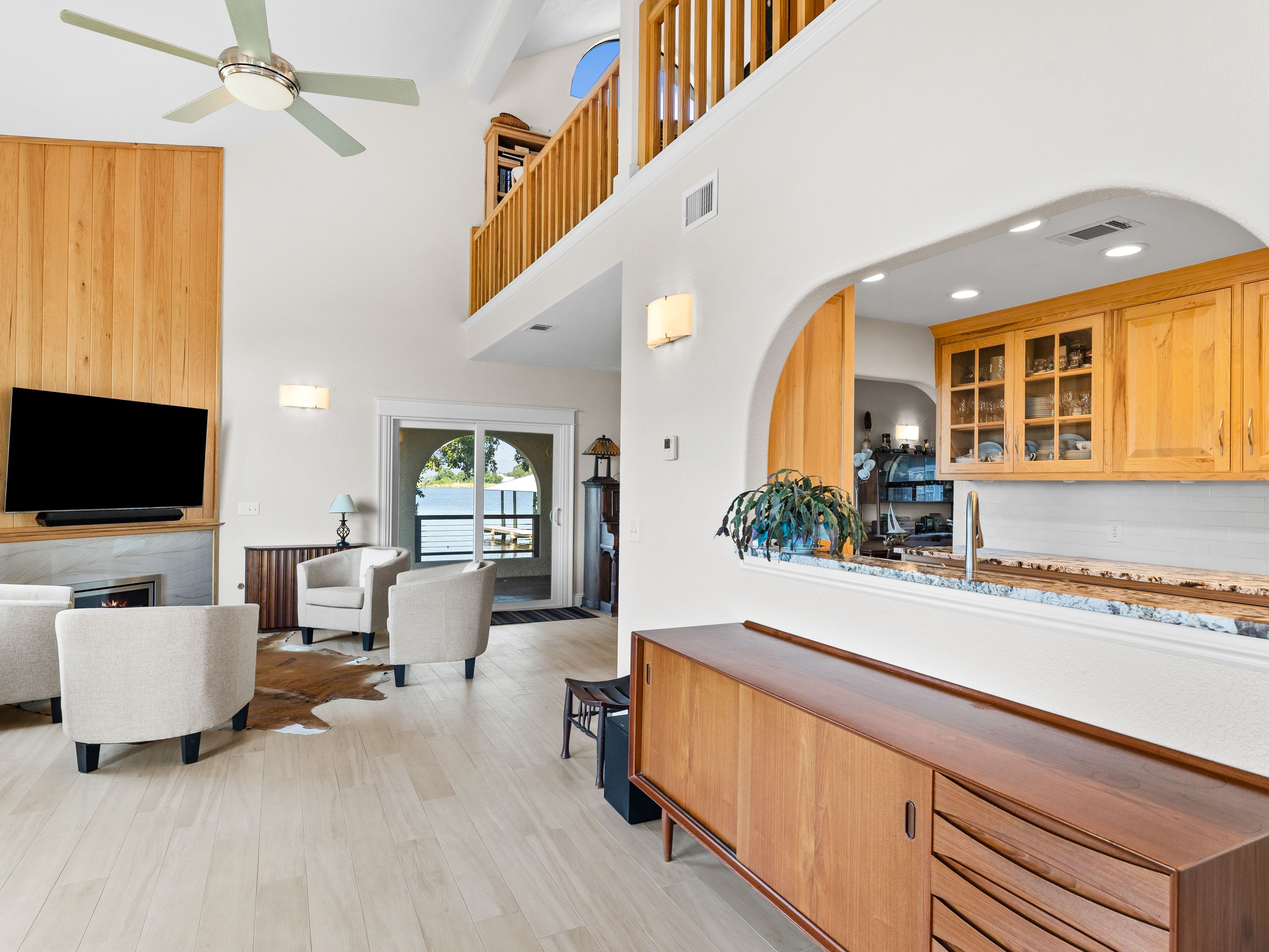  A Once-in-a-Generation Waterfront Estate with 725 Feet Bayou-Frontage - 物件實景