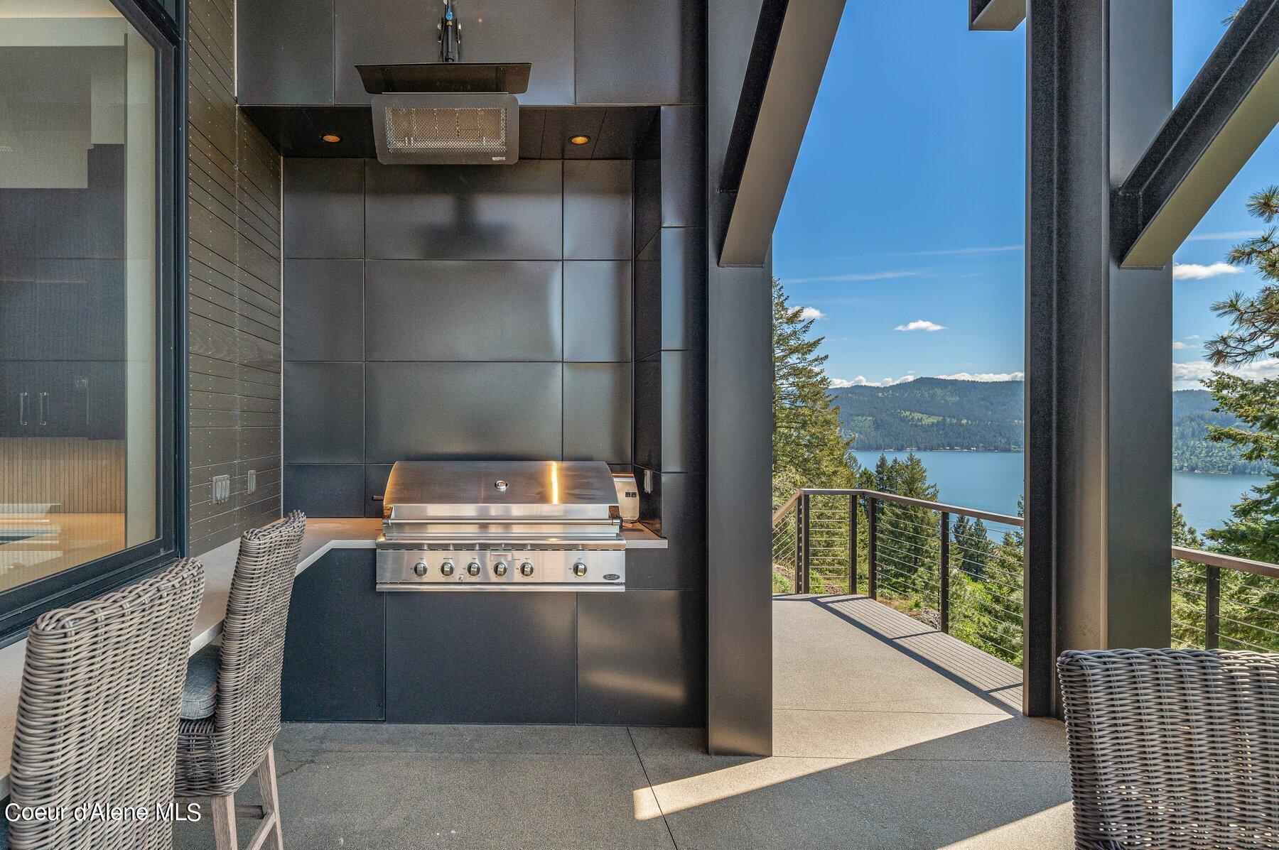 Coeur D'alene, Idaho, 83814, United States, 3 Bedrooms Bedrooms, ,2 BathroomsBathrooms,Residential,For Sale,1926176