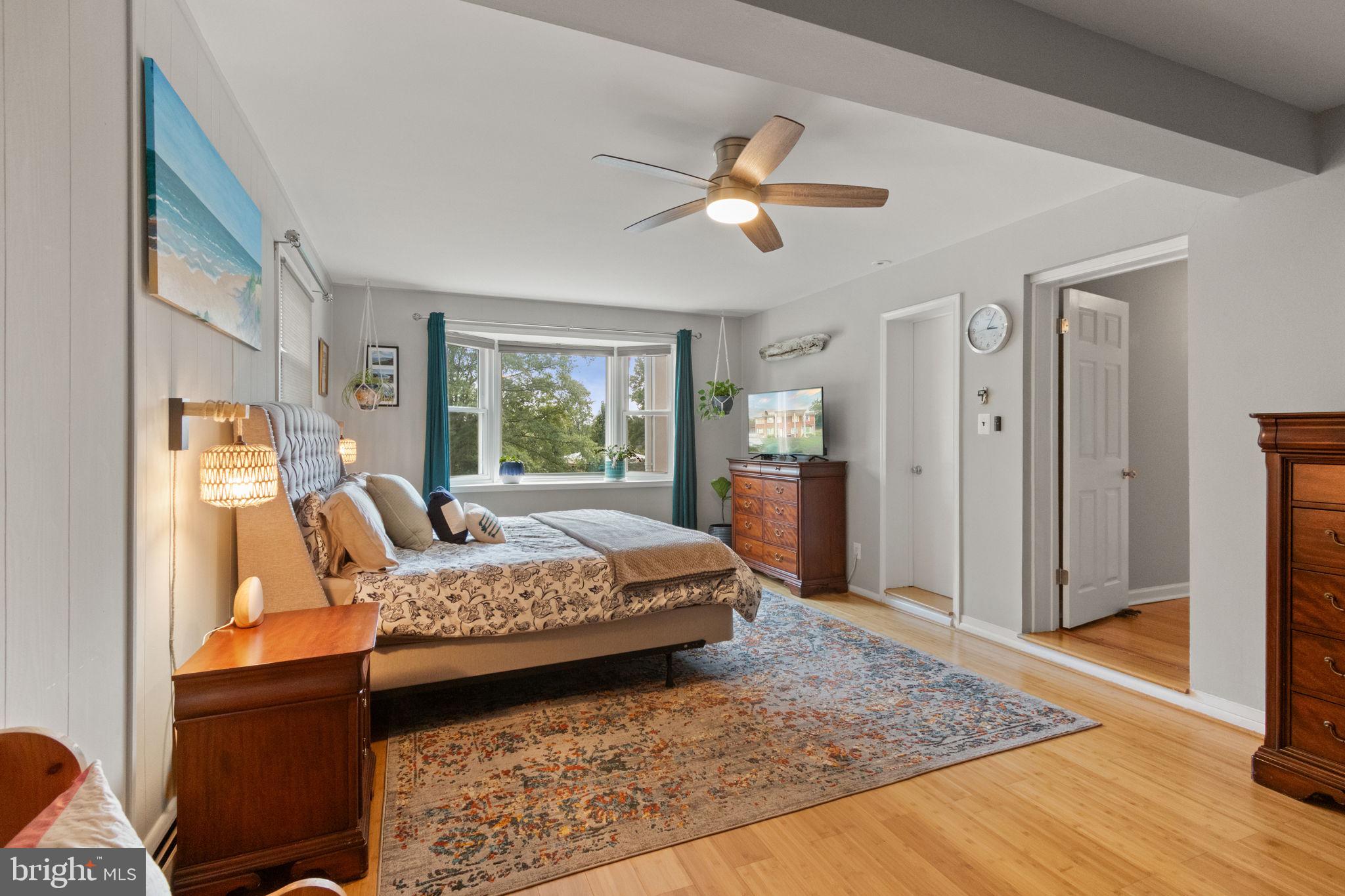 Lorton, Virginia, 22079, United States, 4 Bedrooms Bedrooms, ,3 BathroomsBathrooms,Residential,For Sale,1974671