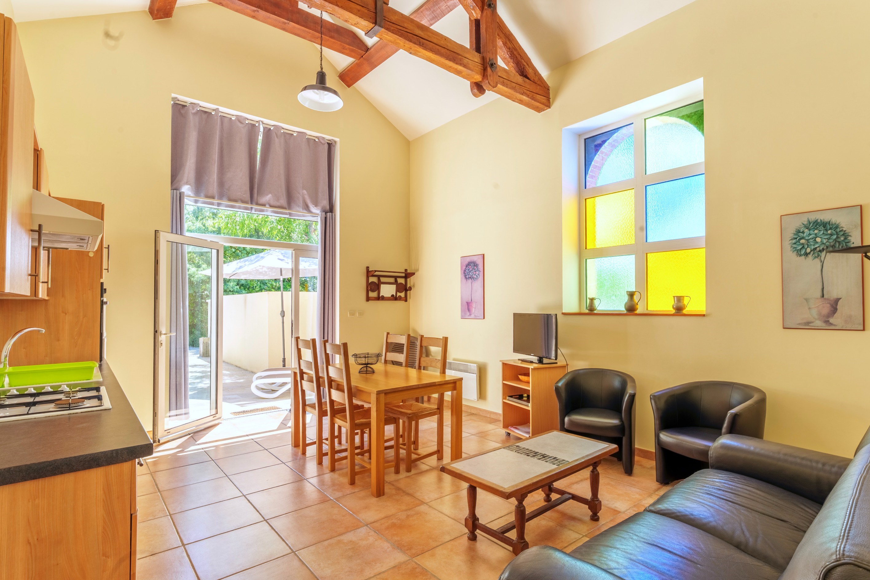  Close to the Mediterranean, a perfect family property for a tourism business... - 物件實景