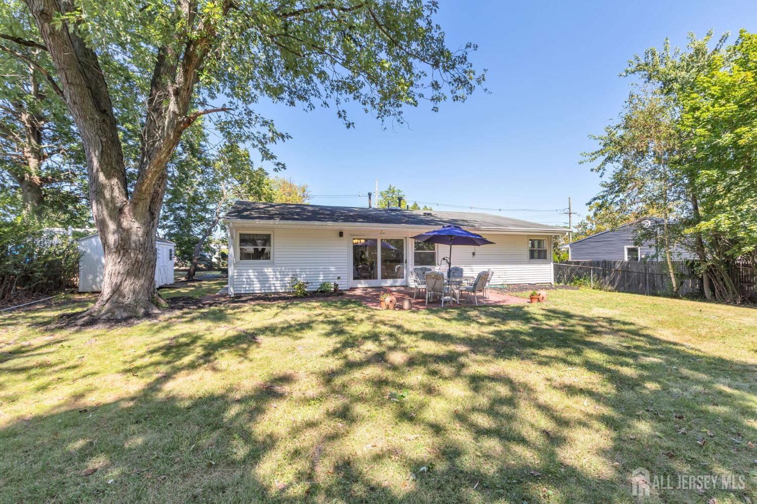 South Brunswick, New Jersey, 08824, United States, 3 Bedrooms Bedrooms, ,2 BathroomsBathrooms,Residential,For Sale,1941671