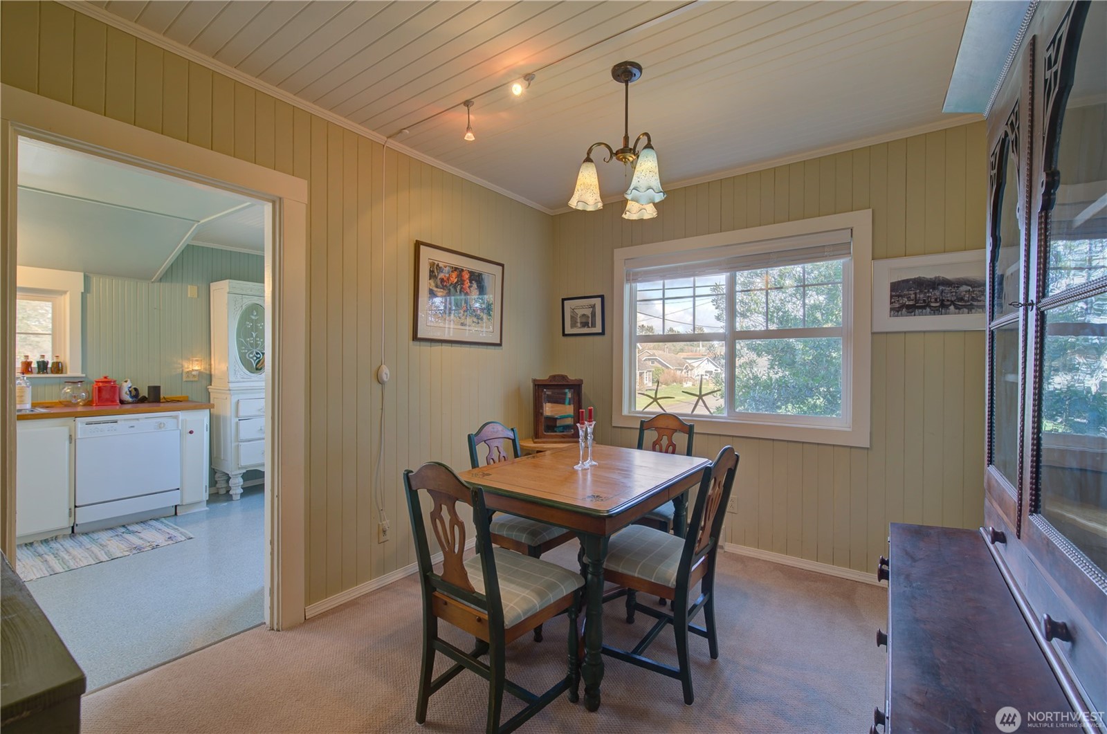 Seaview, Washington, 98644, United States, 4 Bedrooms Bedrooms, ,1 BathroomBathrooms,Residential,For Sale,1922950