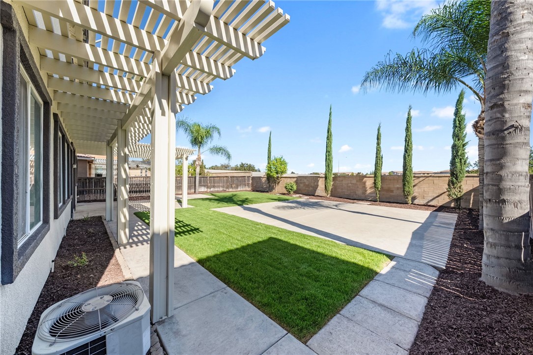 Murrieta, California, 92562, United States, 5 Bedrooms Bedrooms, ,3 BathroomsBathrooms,Residential,For Sale,1983032