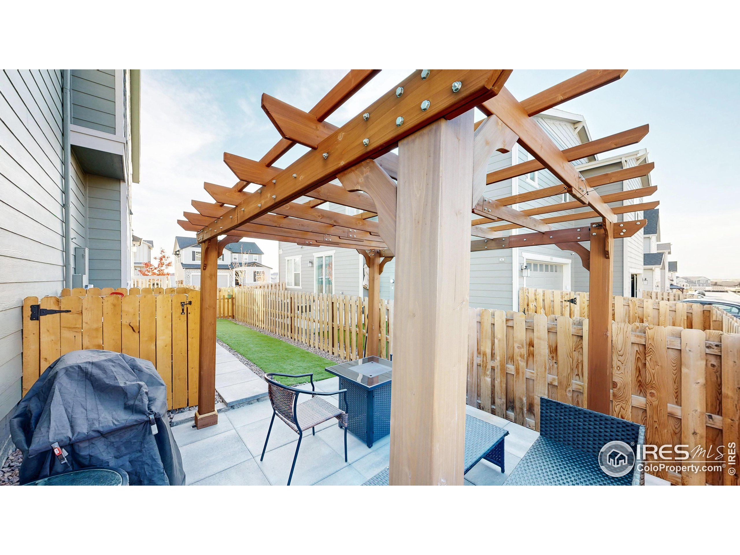 Commerce City, Colorado, 80022, United States, 3 Bedrooms Bedrooms, ,2 BathroomsBathrooms,Residential,For Sale,1987529