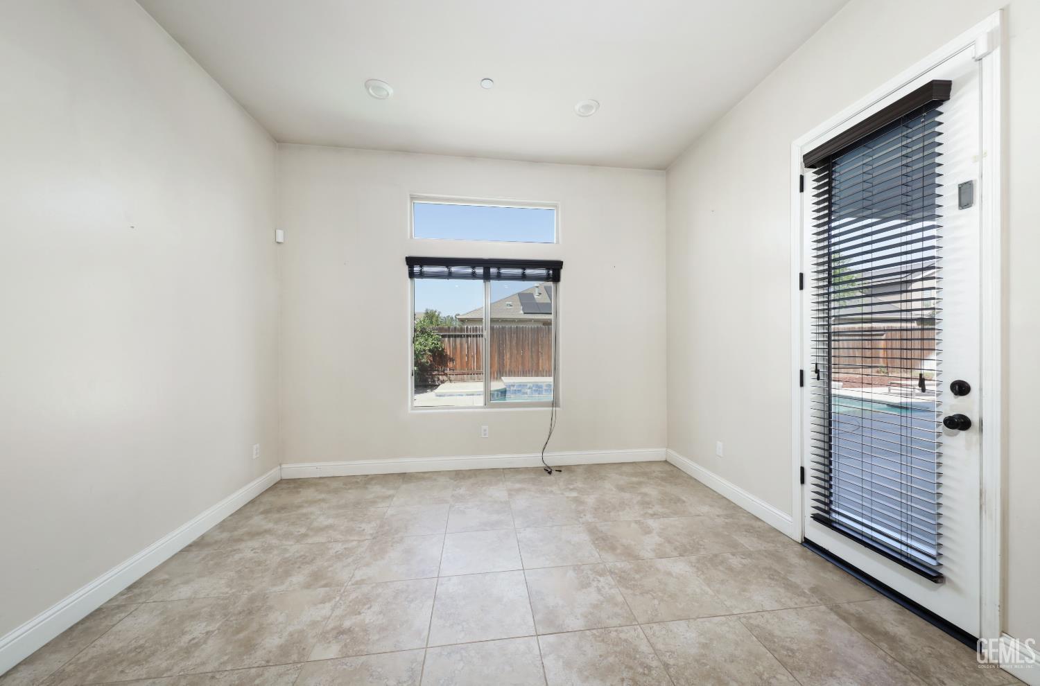 Bakersfield, California, 93314, United States, 4 Bedrooms Bedrooms, ,4 BathroomsBathrooms,Residential,For Sale,2010376